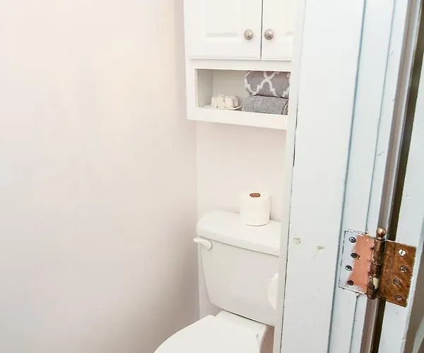Hawthorne Park Bed and breakfast 5*